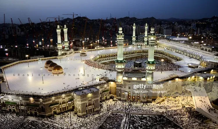 Ramadan 2022 Azan is now a special part of Burj Khalifa, 20 thousand tonnes of dates distributed in Grand Mosque