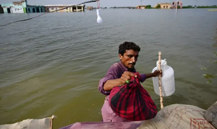 Flood in Pakistan, pleading for compensation from developed countries