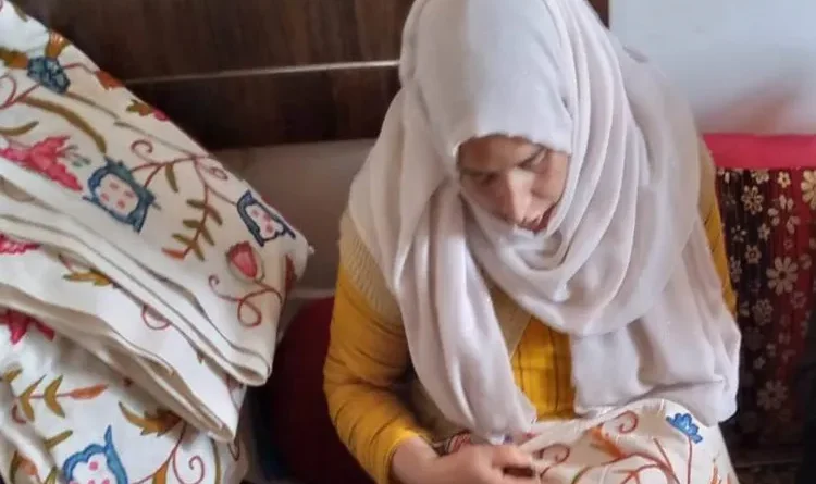 Embroidery revived, Kashmiri woman showed the way, training center opened at home