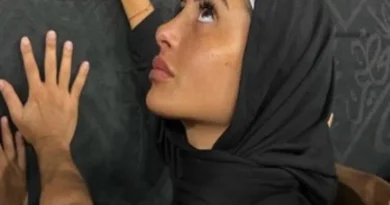 French model Marine L'Himer converts to Islam