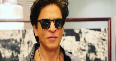 Shah Rukh Khan stopped at Mumbai airport for delay in custom payment for luxury watches
