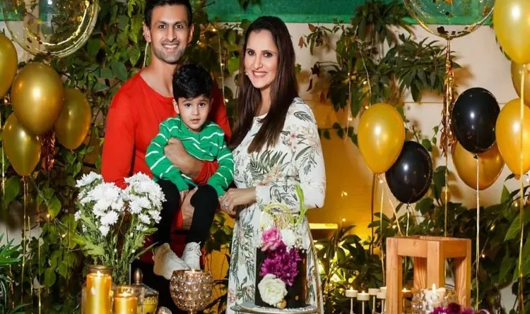 shoaib malik wife age sania mirza first marriage sania mirza child age shoaib malik wife name sania mirza husband sania mirza state team she represents sania mirza wikipedia in hindi sania mirza nationality