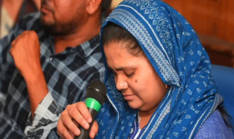 Bilkis Bano: On the Supreme Court's decision people said on social media, rapist Azad is free and she will serve life imprisonment among rapists