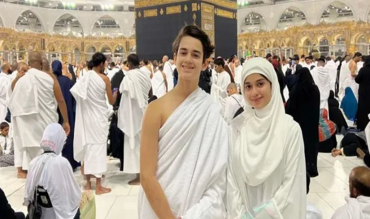 After Shah Rukh Khan, Jannat Zubair performed Umrah with her brother in Mecca, shared photos
