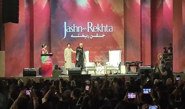 Javed Akhtar said in 'Urdu ki Eid' Jashn Rekhta, Urdu-Hindi are twin sisters