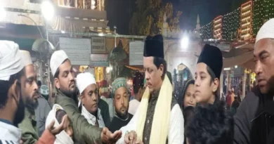 Sandalwood ceremony held at Ajmer Dargah, crowd gathered to take sandalwood