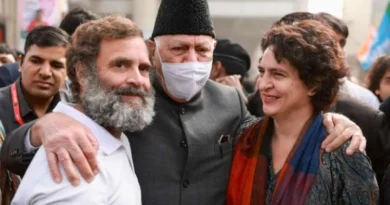 Rahul Gandhi kisses sister Priyanka Gandhi in Bharat Jodo Yatra, video goes viral, Farooq Abdullah also participates