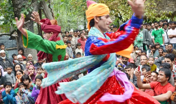 Kashmir artist Rais Bathuri on a mission to revive folk theater Bhand Pather