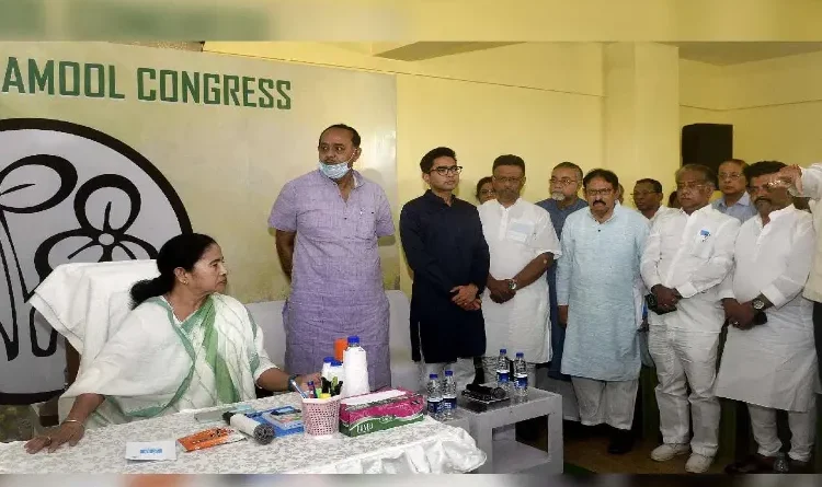 Mamta's meeting on defeat in Sagardighi by-election, change in leaders of Muslim cell