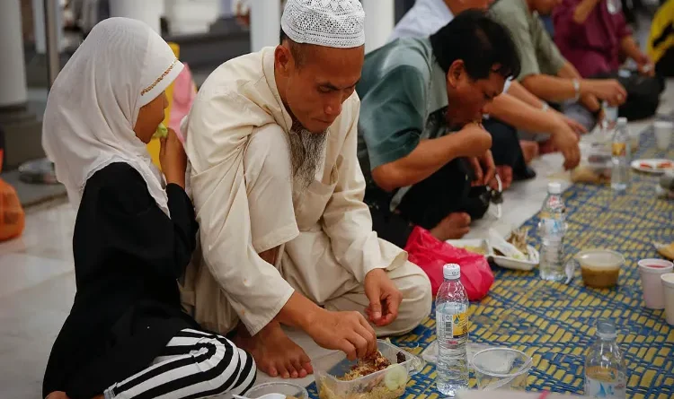 What is the history of Ramadan, why Muslims fast