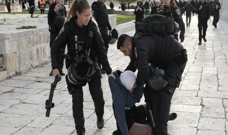 Israeli police raid on Al-Aqsa Mosque in Jerusalem: over 350 arrested, Saudi Arabia strongly condemns