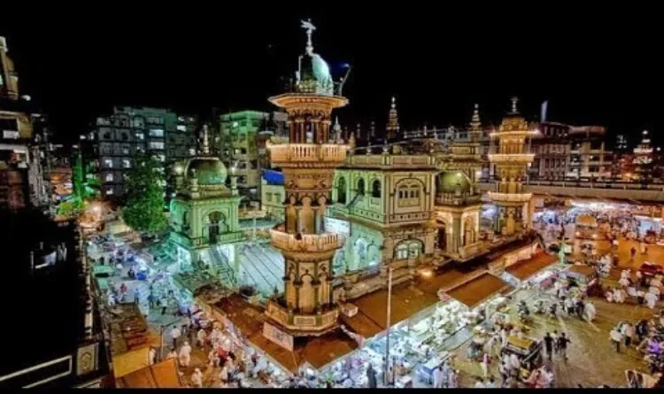 Mumbai's Muhammad Ali Road is different in Ramadan, the real India is seen here