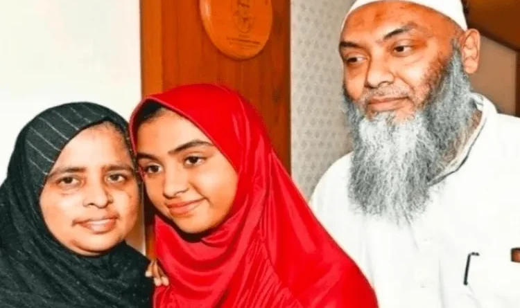 Karnataka: PUC topper Tabassum Shaikh told Hijab ban is unfair, worried about admission in college