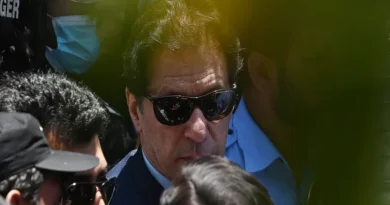 PTI chief Imran Khan fears, may be arrested on Tuesday, accuses wife of corruption