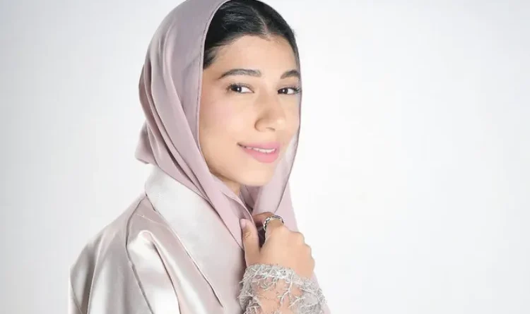 Meet Maryah Abudeeb, the Saudi woman who is turning Arabic literature into wearable art