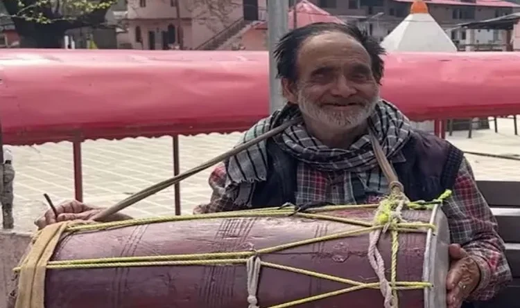 Meet Abdul Ghani, who has been drumming for the past 30 years at Buddha Amarnath Temple in Poonch