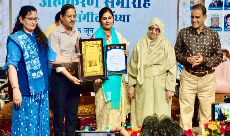 Jamia School teacher storyteller Khushanda Ruhi Mehdi honored with Madhya Pradesh Urdu Academy's Hamid Sayeed Khan Award for 'Monsoon Store'