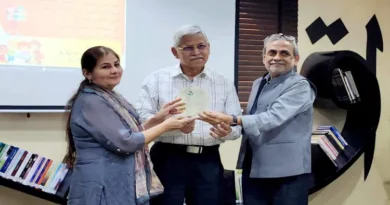 India's Kathakar Rakshanda Ruhi Mehdi honored at Dubai's Bizm-e-Urdu