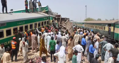 Hazara Express crashed in Pakistan's Nawabshah, know how many passengers died