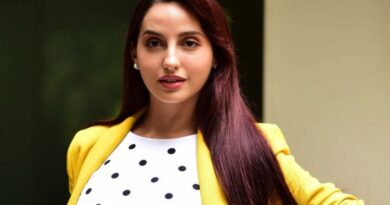 Why did Nora Fatehi say that only four girls are getting continuous work in the Bollywood industry?