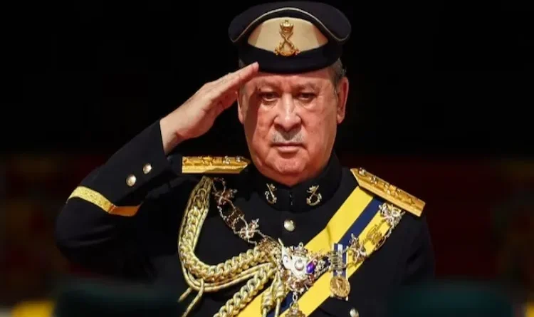 Who is Sultan Ibrahim Iskandar who was sworn in as the new king of Malaysia