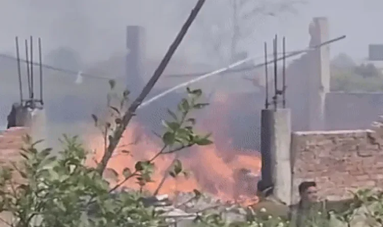 Explosion in Sharafat Ali's firecracker factory in Kaushambi, four killed