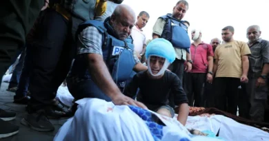 Gaza- Israel attack: Is it legal to bury the dead in stained cloth?