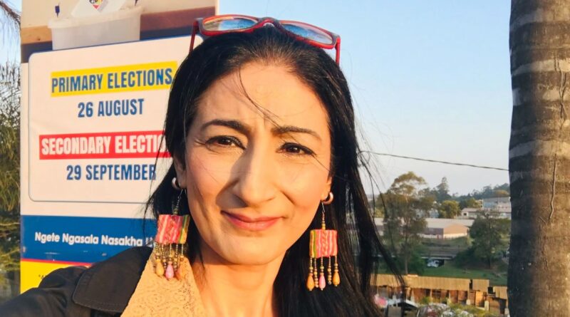 What is the 'crime' of UK Kashmiri Pandit Professor Nitasha Kaul that she was stopped from entering India?