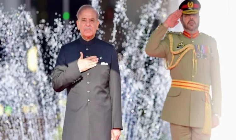 Pakistan: Shahbaz Sharif took the oath of Prime Minister and guard of honour, Zardari's nomination for the post of President accepted.