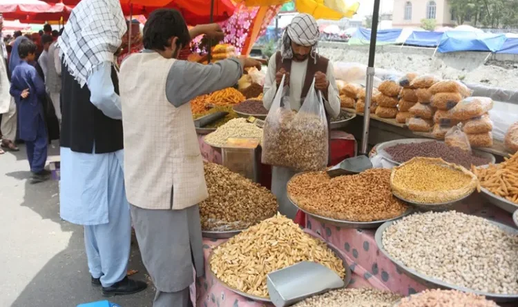 Boom in dry fruits and clothes market on Eid ul Fitr in Afghanistan