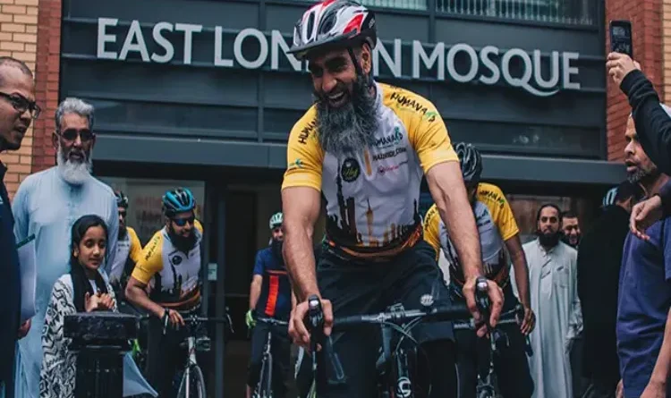 Muslim Cyclists cycling from London to Makkah for Hajj