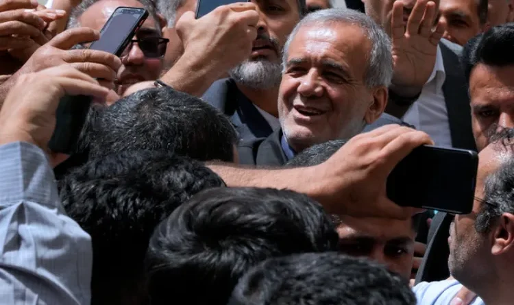 Iran: Reformist Masoud Pezeshkian wins, promises to increase contacts with the West and relax headscarf law