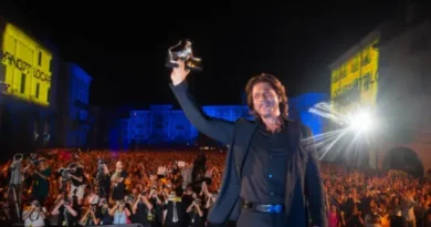 Shahrukh Khan received the Career Achievement Award, his charisma shined at the Locarno Film Festival