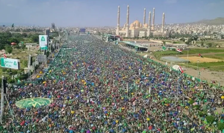 Watch video, millions of Yemenis took to the streets of Sanaa to celebrate the birth of Prophet Muhammad (PBUH)