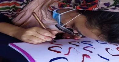 Calligraphy artist Firdousa Bashir becomes an example for Kashmiri youth