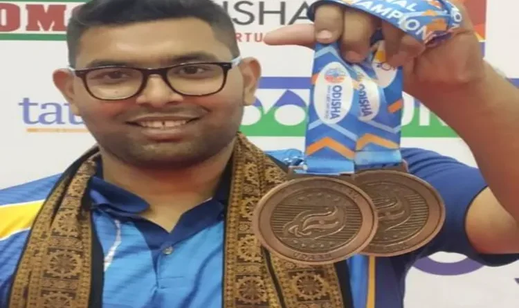 Jamia's PhD student Munna Khalid reaches new heights in international badminton by winning bronze medal in Bahrain