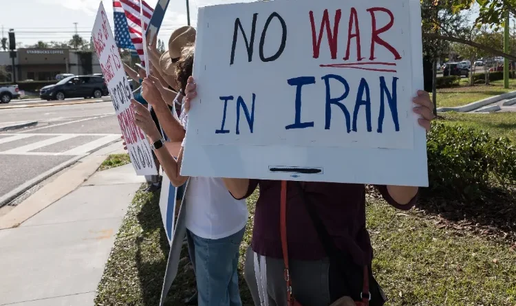 Destruction in the name of peace! Protests against Trump's Iran policy started in America itself