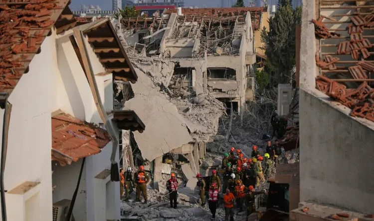 Iran's another big attack on Israel: Missiles rain on Bat Yam and Tel Aviv, 1 killed, 30 injured
