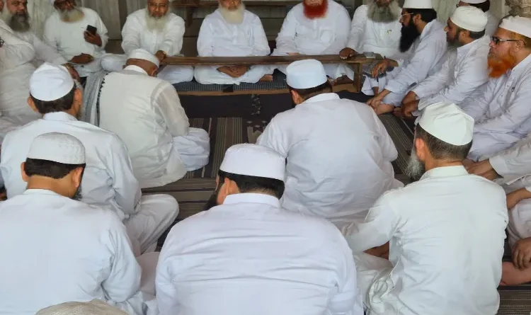 Amid concern over the current situation, Jamiat Ulema Delhi held a meeting, discussed communalism and social evils