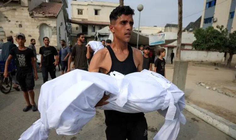 गाज़ा सिटी पर रातभर Israel bombed Gaza City overnight; Hamas leader leaves for Cairo to seek ceasefire