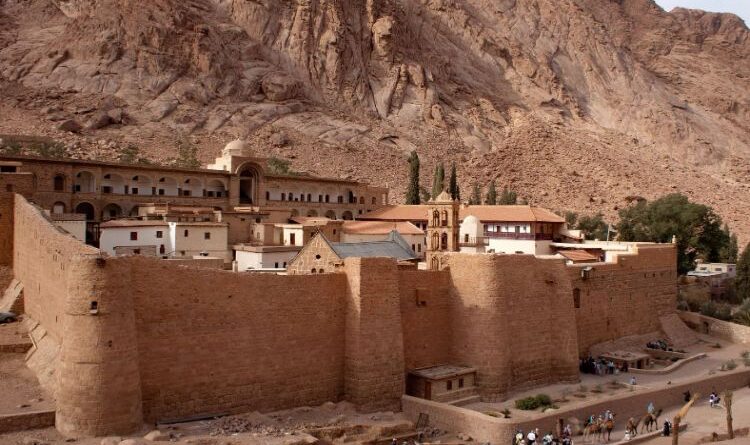 Controversy: Hotel-resort built at the place in Egypt where Moses (AS) talked to Allah