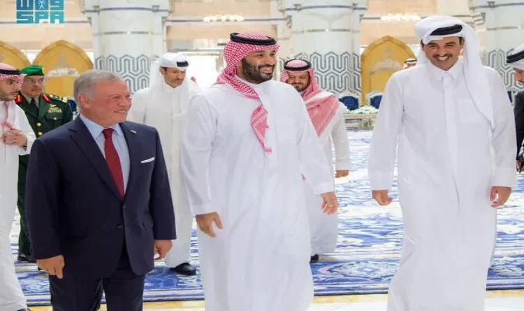 War in the Gulf: Kuwaiti Tanker Attacked at Dubai Port; Iran and US Face Off