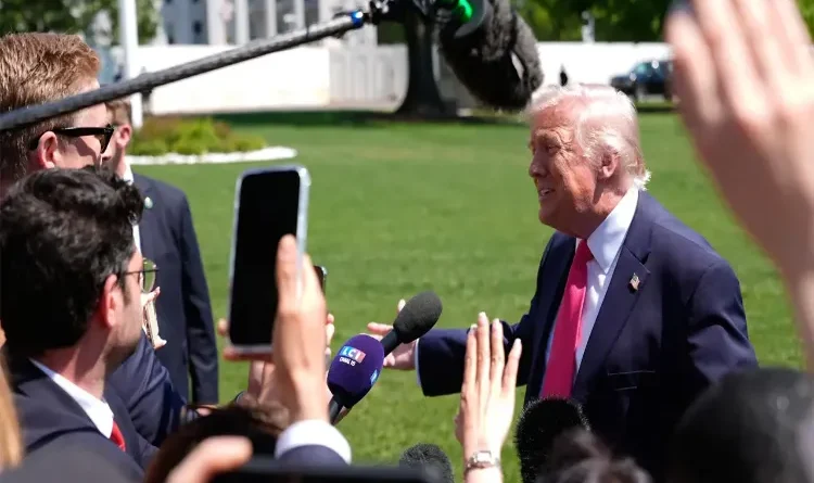 Iran Deal Nears; Trump Hints at Pakistan Visit