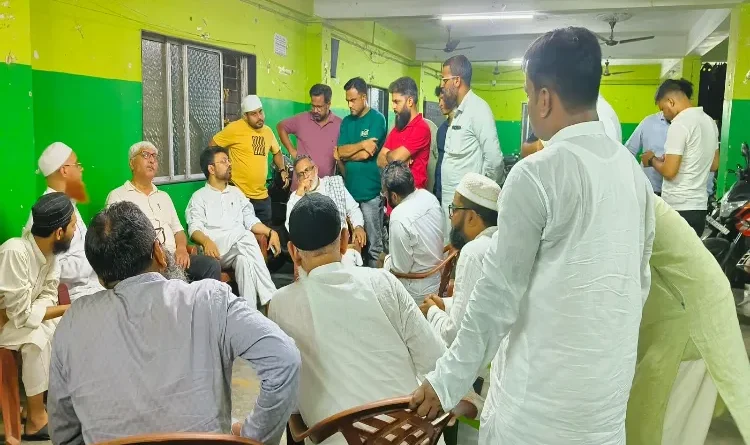Jamaat-e-Islami Hind delegation arrives in Bengal over Topsia bulldozer row.