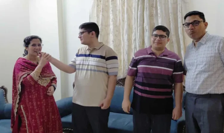 The story of twin brothers: Leaving IIT Bombay to choose staying together.
