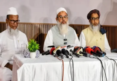 Maulana Madani expresses deep concern over the number of Muslim students who fell victim to the Aliganj accident.