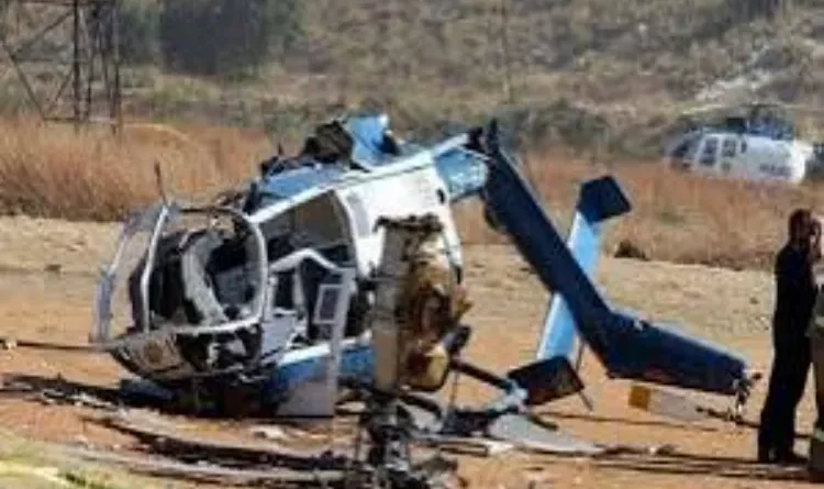 Saudi Aramco helicopter crashes; all 14 passengers killed.
