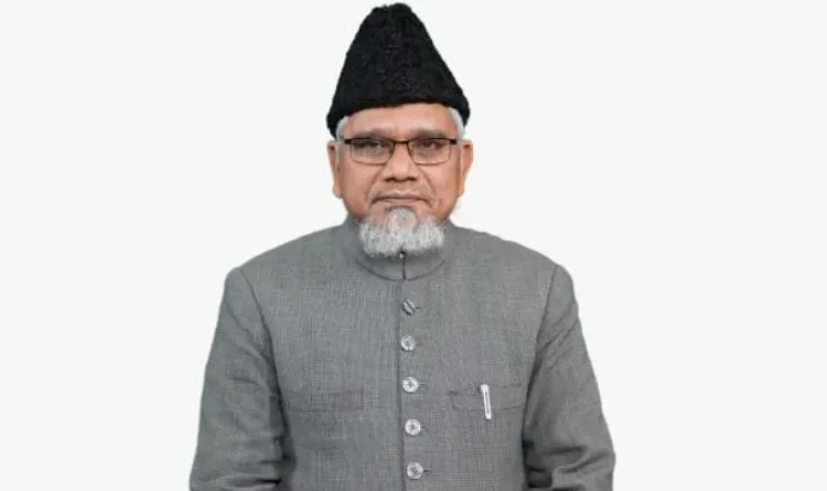 Prof. Salim raises questions about the IIT Mandi curriculum.