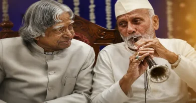 When President APJ Abdul Kalam sat on Bismillah Khan's simple cot.