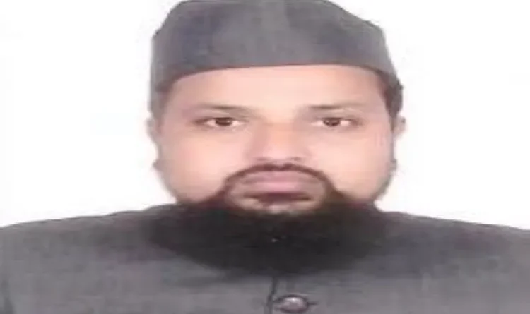 AMU Girls' School pays tribute to teacher Imtiaz Alam.